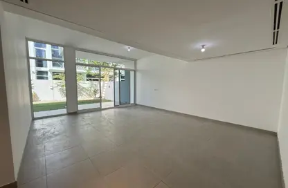 Villa - 3 Bedrooms - 4 Bathrooms for rent in Arabella Townhouses - Mudon - Dubai
