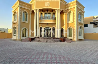 Villa - 5 Bedrooms - 6 Bathrooms for rent in Al Barsha South 2 - Al Barsha South - Al Barsha - Dubai