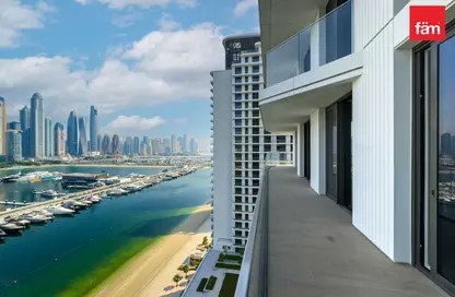 Apartment - 3 Bedrooms - 3 Bathrooms for rent in Palace Beach Residence - EMAAR Beachfront - Dubai Harbour - Dubai