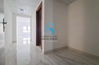 شقة - 2 غرف نوم - 2 حمامات للايجار في شارع 20 ​ - النهدة - الشارقة