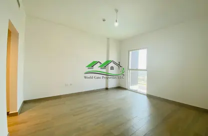 Apartment - 2 Bedrooms - 2 Bathrooms for rent in Waters Edge - Yas Island - Abu Dhabi