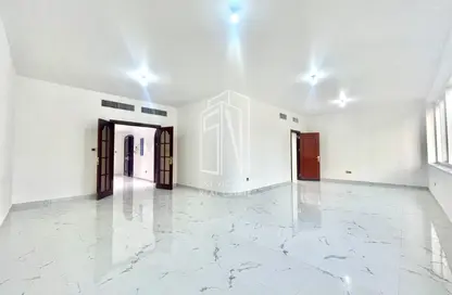 شقة - 4 غرف نوم - 5 حمامات للايجار في شارع الكورنيش - أبوظبي