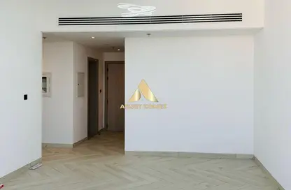 Apartment - 2 Bedrooms - 2 Bathrooms for sale in Empire Residence - Jumeirah Village Circle - Dubai