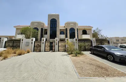 Outdoor House image for: Apartment - 3 Bedrooms - 3 Bathrooms for rent in Al Sarouj Street - Central District - Al Ain, Image 1