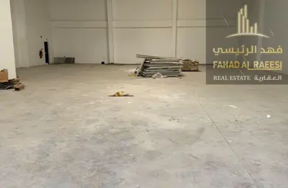 Warehouse - Studio - 2 Bathrooms for rent in Umm Al Thuoob - Umm Al Quwain