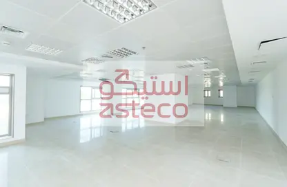 Retail - Studio for rent in Danat Tower B - Danat Towers - Muroor Area - Abu Dhabi