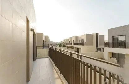Villa - 3 Bedrooms - 4 Bathrooms for sale in Parkside 2 - EMAAR South - Dubai South (Dubai World Central) - Dubai
