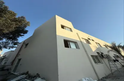 سكن عمال - استوديو - 8 حمامات للايجار في الجرف الصناعية - عجمان