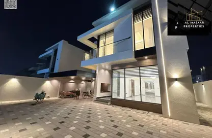 فيلا - 5 غرف نوم - 7 حمامات للبيع في 1 المويهات - المويهات - عجمان