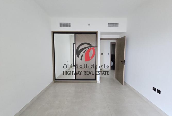 Spacious 3BHK / Ready To Move / 165K/All Amenities