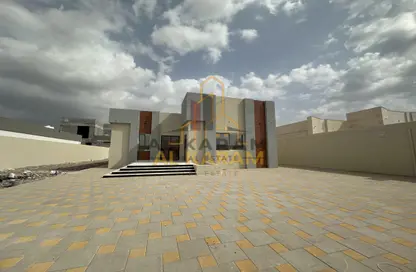 فيلا - 4 غرف نوم - 7 حمامات للبيع في سيح العريبي - رأس الخيمة