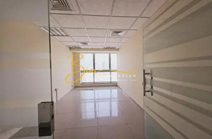 Office Space - Studio - 2 Bathrooms for rent in Al Aryam Tower - Tourist Club Area - Abu Dhabi