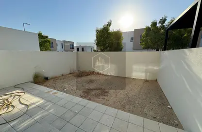 Villa - 2 Bedrooms - 3 Bathrooms for rent in Nasma Residence - Al Tai - Sharjah