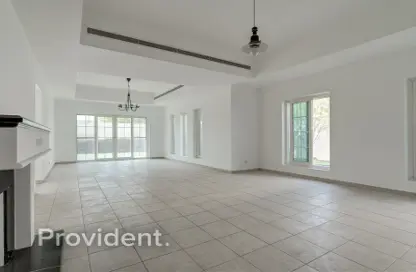 Villa - 5 Bedrooms - 6 Bathrooms for rent in Terra Nova - Arabian Ranches - Dubai