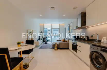 Apartment - 1 Bedroom - 2 Bathrooms for sale in No.9 - Dubai Marina - Dubai