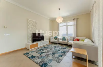 Apartment - 3 Bedrooms - 2 Bathrooms for rent in Al Das - Shoreline Apartments - Palm Jumeirah - Dubai