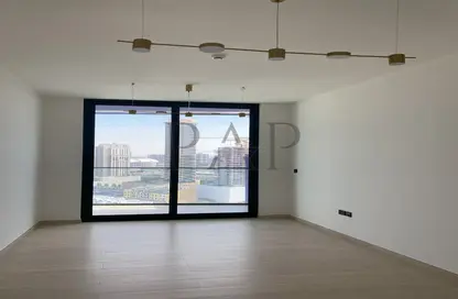 Empty Room image for: Apartment - 3 Bedrooms - 2 Bathrooms for sale in Binghatti Crest - Jumeirah Village Circle - Dubai, Image 1