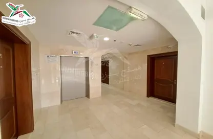 Reception / Lobby image for: Apartment - 2 Bedrooms - 2 Bathrooms for rent in Al Dafeinah - Asharej - Al Ain, Image 1