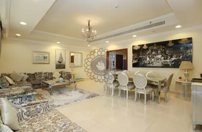 Living / Dining Room image for: Apartment - 3 Bedrooms - 4 Bathrooms for sale in Kempinski Palm Residence - The Crescent - Palm Jumeirah - Dubai, Image 1