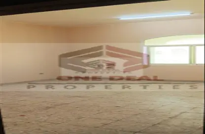 شقة - غرفة نوم - 2 حمامات للايجار في فلج هزاع - العين