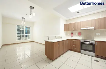 Apartment - 1 Bedroom - 2 Bathrooms for sale in Sulafa Tower - Dubai Marina - Dubai