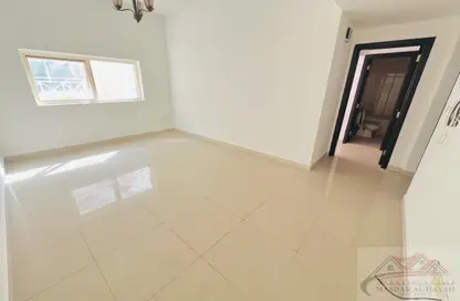 Apartment - 1 Bedroom - 2 Bathrooms for rent in Muwaileh 29 Building - Muwaileh - Sharjah
