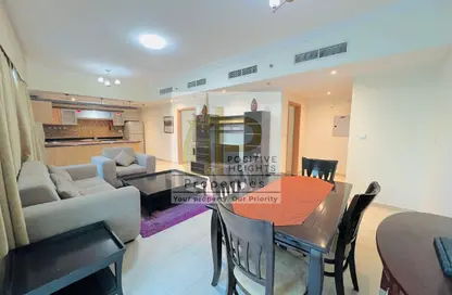 شقة - غرفة نوم - 2 حمامات للايجار في سيتي هاوس 2 - البرشاء 1 - البرشاء - دبي