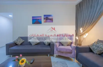 شقة - 2 غرف نوم - 2 حمامات للايجار في برج الحفيت - شارع التعاون - التعاون - الشارقة
