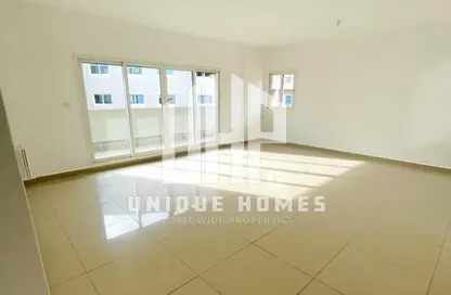 Apartment - 3 Bedrooms - 3 Bathrooms for rent in Al Reef Downtown - Al Reef - Abu Dhabi