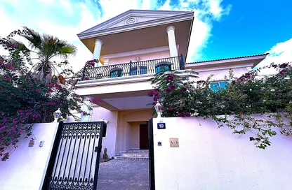 Villa - 5 Bedrooms - 7 Bathrooms for rent in Jumeirah 3 - Jumeirah - Dubai Villa - 5 Bedrooms - 7 Bathrooms for rent in Jumeirah 3 - Jumeirah - Dubai