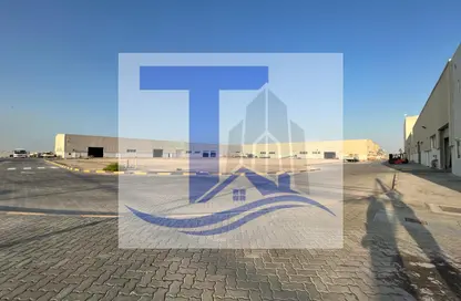 Warehouse - Studio - 2 Bathrooms for rent in KIZAD - Al Samha - Abu Dhabi
