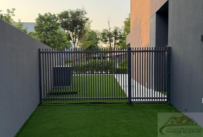 15786000 - Property Image 2