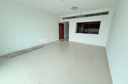 شقة - غرفة نوم - 2 حمامات للايجار في تفريعة القنال 2 - أبراج الجولف - مدينة دبي الرياضية - دبي شقة - غرفة نوم - 2 حمامات للايجار في تفريعة القنال 2 - أبراج الجولف - مدينة دبي الرياضية - دبي