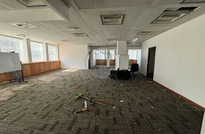 Office Space - Studio - 1 Bathroom for rent in Al Saman Tower - Hamdan Street - Abu Dhabi