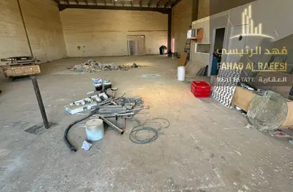 Warehouse - Studio - 1 Bathroom for rent in Umm Al Thuoob - Umm Al Quwain