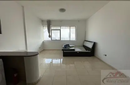 Apartment - Studio - 1 Bathroom for rent in Gulf Pearl Tower - Al Nahda - Sharjah