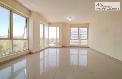 Apartment - 2 Bedrooms - 2 Bathrooms for rent in Al Muroor Tower - Muroor Area - Abu Dhabi