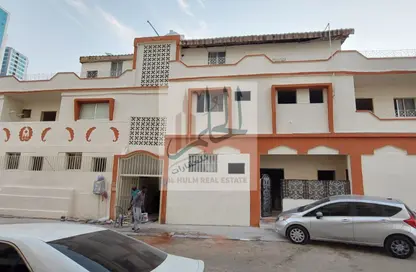 عمارة بالكامل - 8 غرف نوم - 8 حمامات للبيع في ليوارا 1 - عجمان