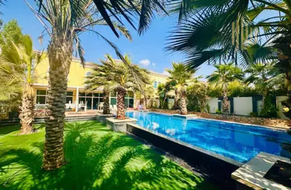 Villa - 3 Bedrooms - 4 Bathrooms for rent in Legacy - Jumeirah Park - Dubai