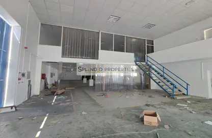 Warehouse - Studio - 2 Bathrooms for rent in Al Qusais Industrial Area 1 - Al Qusais Industrial Area - Al Qusais - Dubai