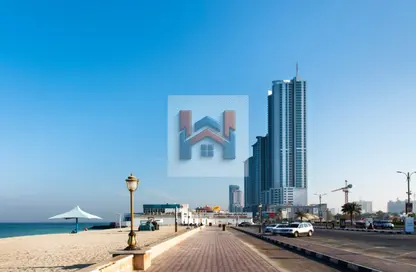 شقة - 2 غرف نوم - 2 حمامات للبيع في مساكن كورنيش عجمان - طريق كورنيش عجمان - عجمان