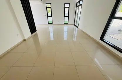 تاون هاوس - 3 غرف نوم - 4 حمامات للبيع في مساكن نسمه - ّالطي - الشارقة