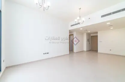 شقة - 3 غرف نوم - 3 حمامات للايجار في الرفاعة - بر دبي - دبي