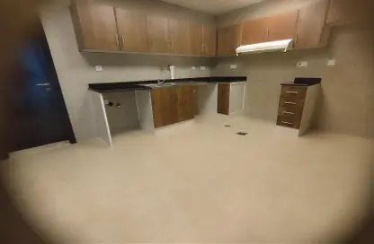 Apartment - 3 Bedrooms - 4 Bathrooms for rent in Electra Street - Abu Dhabi