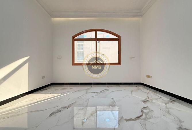 15597660 - Property Image 2