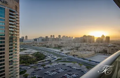 Apartment - 1 Bedroom - 2 Bathrooms for rent in Burj Al Nujoom - Downtown Dubai - Dubai