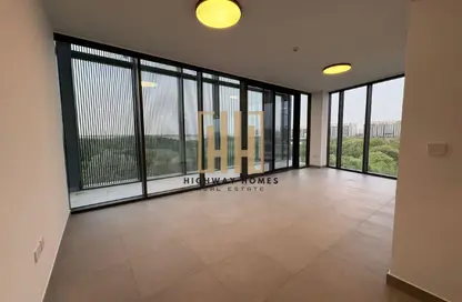 Apartment - 3 Bedrooms - 3 Bathrooms for rent in The Gate - Aljada - Sharjah