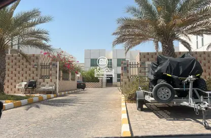 Apartment - 2 Bedrooms - 2 Bathrooms for rent in Khalifa City A - Khalifa City - Abu Dhabi
