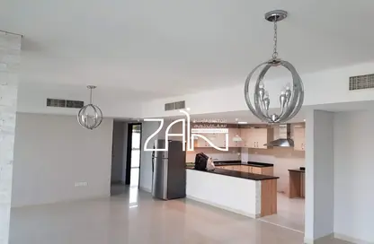 Apartment - 2 Bedrooms - 3 Bathrooms for sale in Tala Tower - Marina Square - Al Reem Island - Abu Dhabi