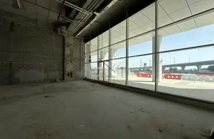 Retail - Studio for rent in The Court Tower - Business Bay - Dubai